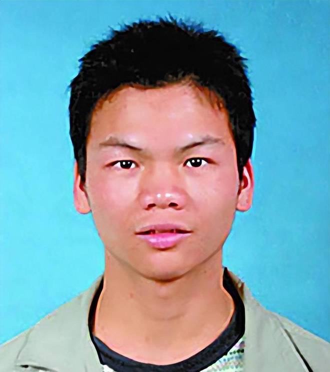  2004年，马加爵在案发前因病卧床，林某带回两份盒饭在317宿舍与他分食。这点温情，为何最终还是没能阻止四天后那场震惊全国的血案？ | 中国区|zoty中欧|股份有限公司